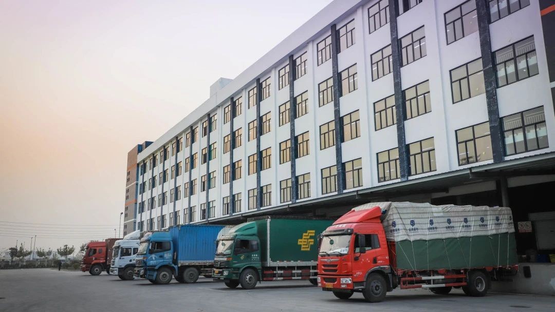 774e7aef-474b-4660-86f9-fb50fadf6f6c