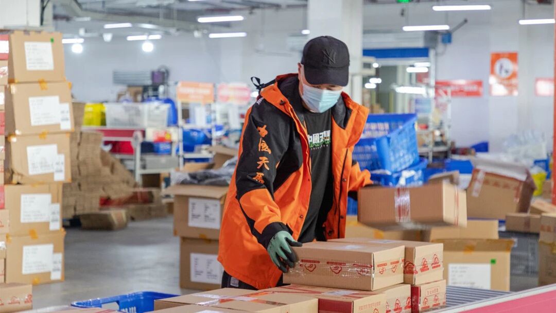 92c02f40-ad9f-46db-bdda-eca59ac6dab6